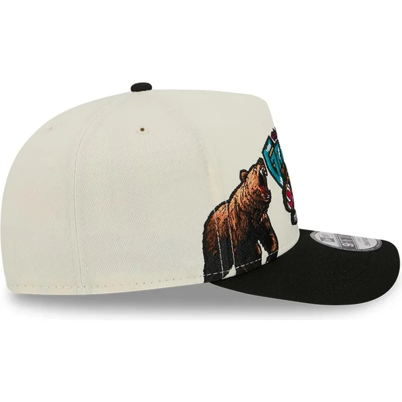 cappellino-visiera-curva-beige-e-nero-snapback-9fifty-a-frame-precurved-hardwood-classics-di-vancouver-grizzlies-nba-di-new-era