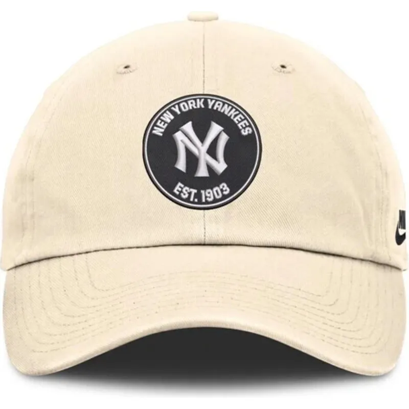 cappellino-curvo-beige-regolabile-club-unstructured-in-cotone-organico-dei-new-york-yankees-mlb-di-nike