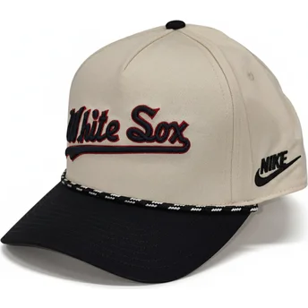 Cappellino snapback beige e nero con visiera curva Rise Structured dei Chicago White Sox MLB di Nike