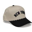 beige-und-schwarze-gebogene-snapback-kappe-rise-structured-der-new-york-yankees-mlb-von-nike