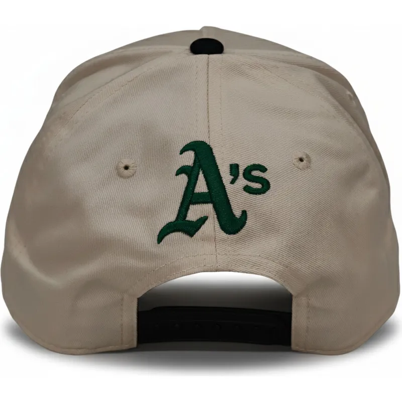 cappellino-curvo-beige-e-nero-snapback-rise-structured-di-oakland-athletics-mlb-di-nike