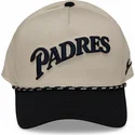buet-beige-og-sort-snapback-kasket-rise-structured-fra-san-diego-padres-mlb-fra-nike