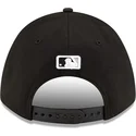 czarna-czapka-z-zakrzywionym-daszkiem-snapback-9forty-m-crown-player-replica-chicago-white-sox-mlb-new-era