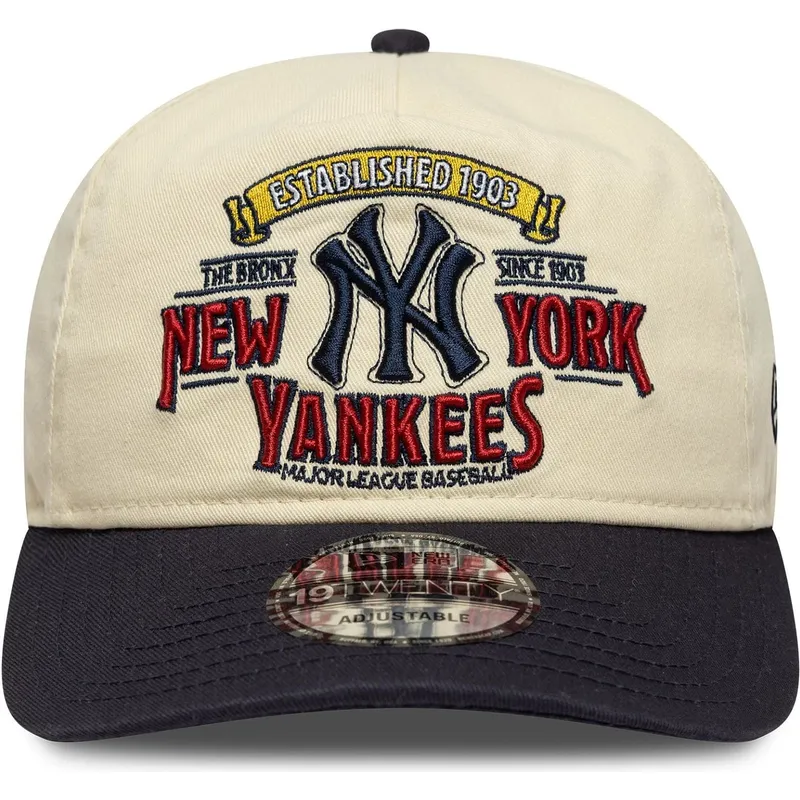 gorra-curva-beige-y-azul-marino-ajustable-19twenty-washed-graphic-de-new-york-yankees-mlb-de-new-era