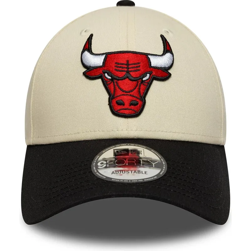 bezowo-czarna-zakrzywiona-regulowana-czapka-9forty-colour-block-chicago-bulls-nba-new-era