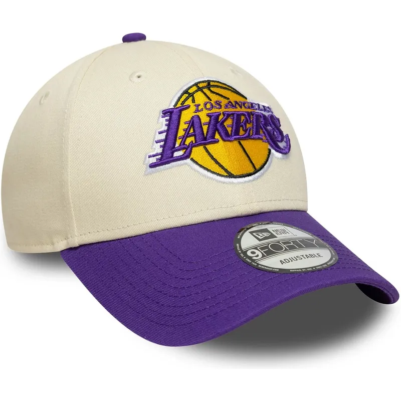buet-beige-og-violet-justerbar-9forty-colour-block-kasket-fra-los-angeles-lakers-nba-fra-new-era