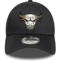 cappellino-curvo-grigio-snapback-9forty-metallic-di-chicago-bulls-nba-di-new-era