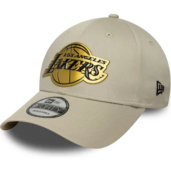 Cappellino curvo beige snapback 9FORTY Metallic dei Los Angeles Lakers NBA di New Era