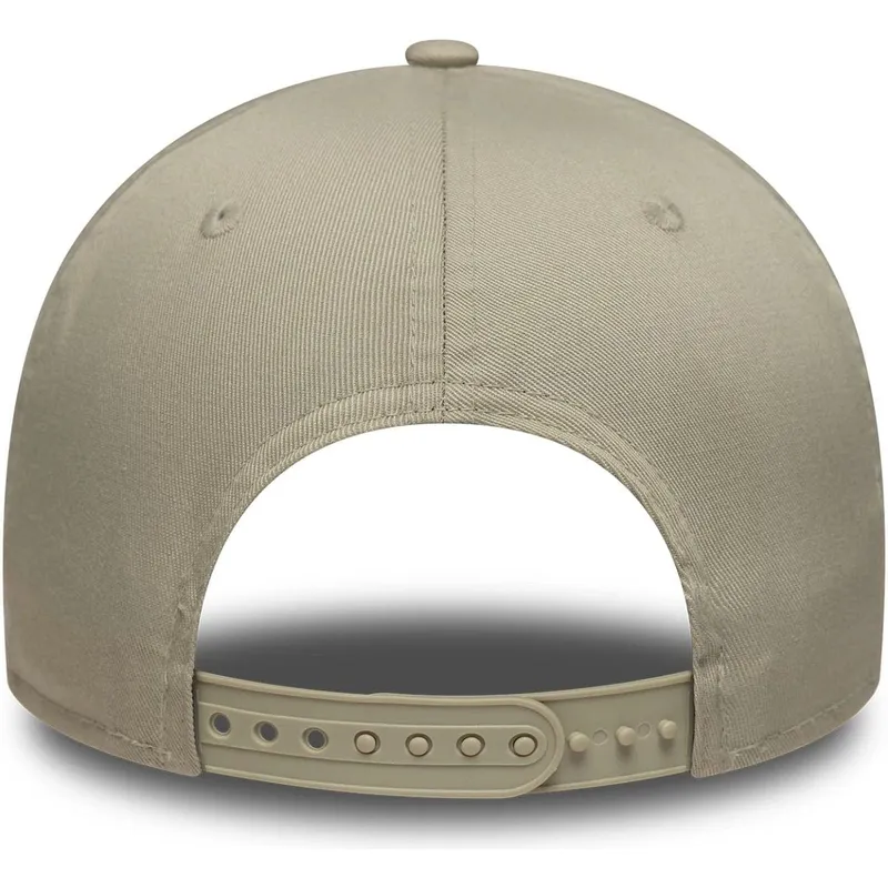 czapka-z-daszkiem-bezowa-snapback-9forty-metallic-los-angeles-lakers-nba-new-era