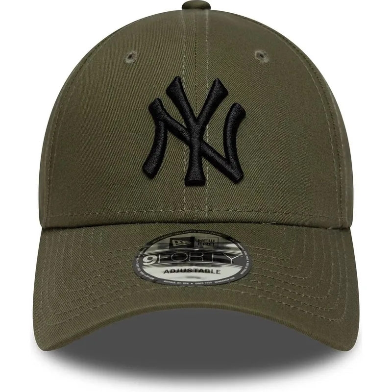 grune-verstellbare-curved-cap-mit-schwarzem-logo-9forty-league-essential-der-new-york-yankees-mlb-von-new-era