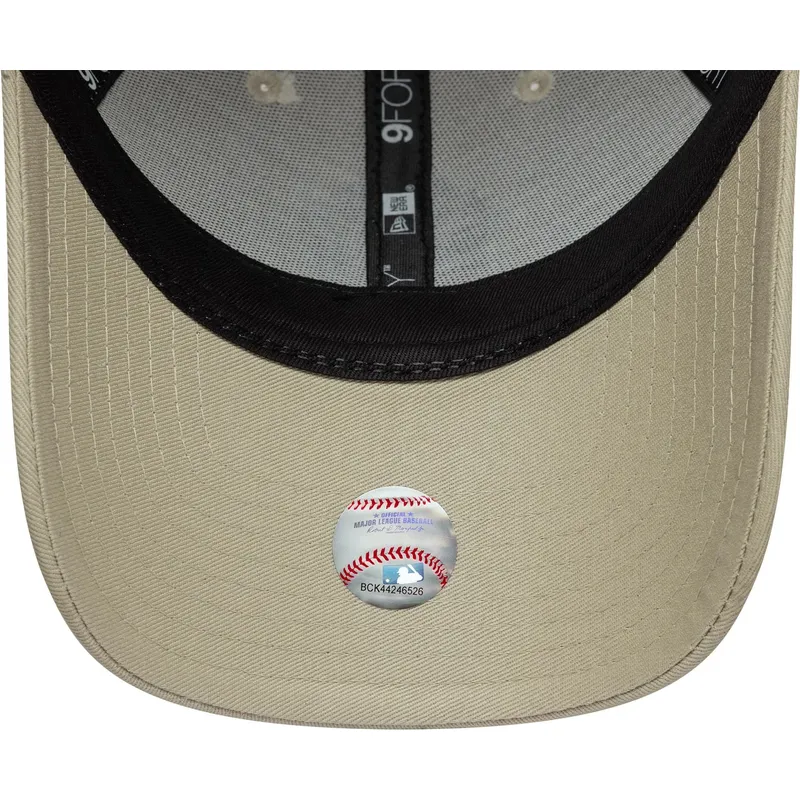 bojd-beige-justerbar-keps-9forty-camo-infill-fran-new-york-yankees-mlb-av-new-era