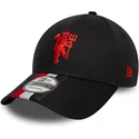 cappellino-curvo-nero-regolabile-9forty-stripe-di-manchester-united-football-club-premier-league-di-new-era