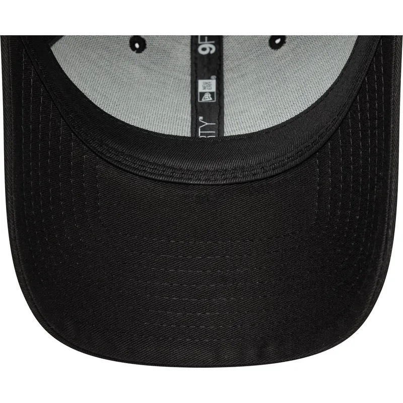 gorra-curva-negra-ajustable-9forty-seasonal-de-racing-bulls-f1-team-formula-1-de-new-era