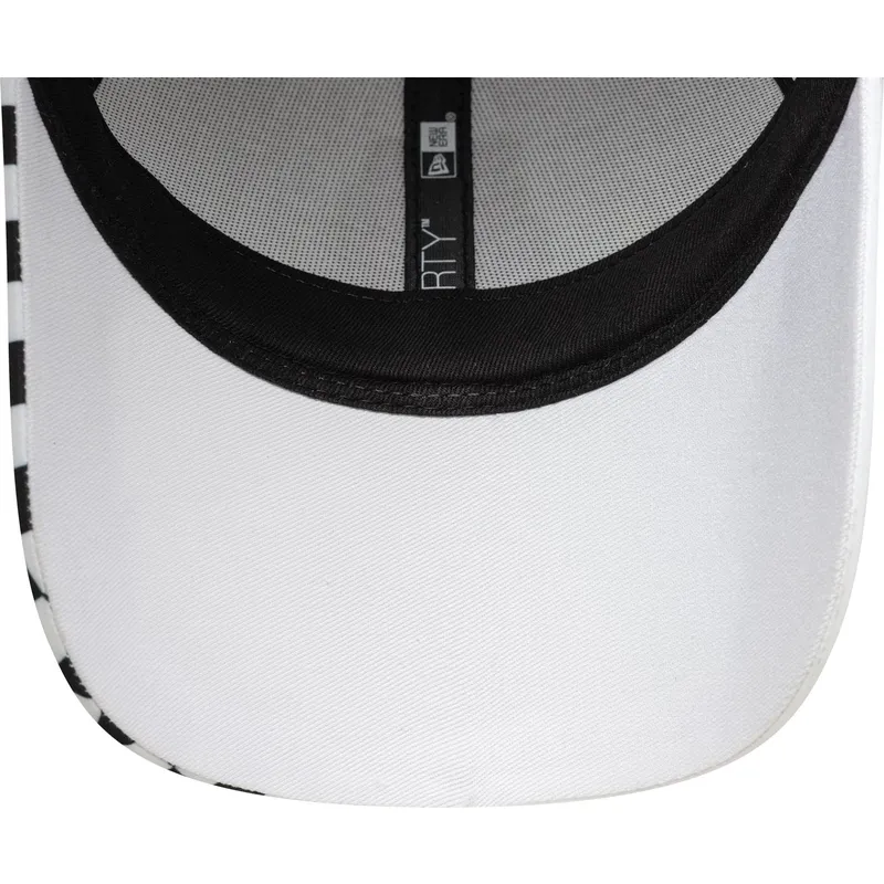 hvid-buet-snapback-kasket-9forty-checkerboard-fra-racing-bulls-f1-team-formula-1-fra-new-era