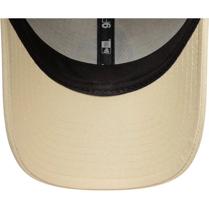 cappellino-curvo-beige-regolabile-9forty-essential-vespa-piaggio-di-new-era