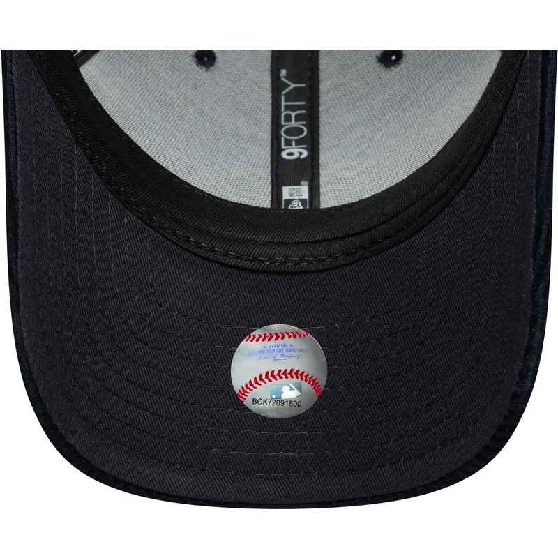 marinbla-bojd-justerbar-keps-med-marinblatt-logotyp-9forty-m-crown-cord-fran-new-york-yankees-mlb-av-new-era