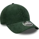 cappellino-curvo-verde-regolabile-con-logo-verde-9forty-m-crown-cord-dei-new-york-yankees-mlb-di-new-era