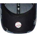 cappellino-curvo-blu-regolabile-9twenty-denim-distress-di-new-york-yankees-mlb-di-new-era