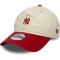 cappellino-curvo-beige-e-rosso-regolabile-9twenty-mini-washed-dei-new-york-yankees-mlb-di-new-era