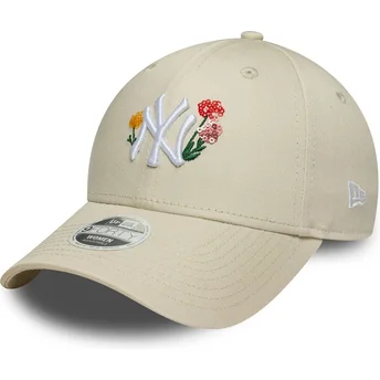 Cappellino curvo beige regolabile da donna 9FORTY Floral Icon dei New York Yankees MLB di New Era