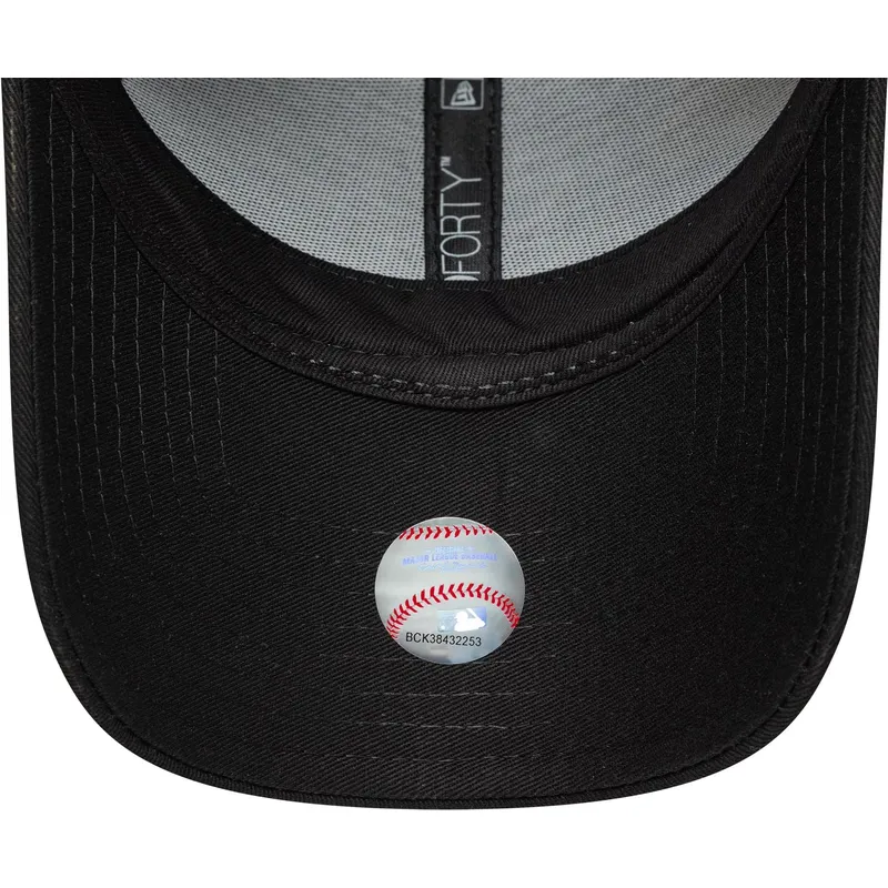 gorra-curva-negra-ajustable-con-logo-negro-para-mujer-9forty-bow-back-de-new-york-yankees-mlb-de-new-era