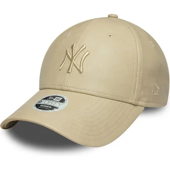 Casquette courbée beige ajustable avec logo beige pour femme 9FORTY PU New York Yankees MLB New Era