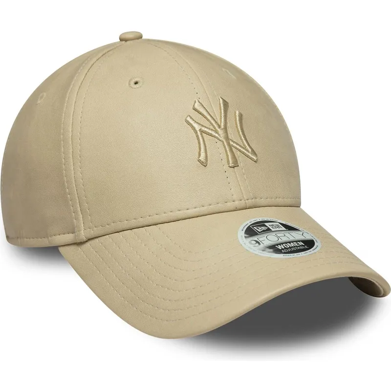 bojd-beige-justerbar-keps-med-beige-logotyp-for-dam-9forty-pu-fran-new-york-yankees-mlb-av-new-era
