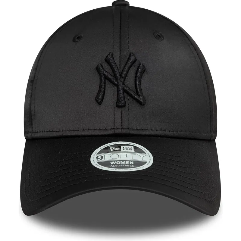 czarna-zakrzywiona-czapka-snapback-z-czarnym-logo-dla-kobiet-9forty-satin-new-york-yankees-mlb-new-era