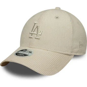 Böjd beige justerbar keps med beige logotyp för dam 9FORTY M-Crown Pastel Cord från Los Angeles Dodgers MLB av New Era
