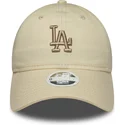 cappellino-curvo-beige-regolabile-con-logo-beige-da-donna-9twenty-league-essential-midi-dei-los-angeles-dodgers-mlb-di-new-era