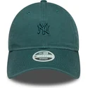 cappellino-curvo-verde-regolabile-da-donna-9twenty-washed-mini-dei-new-york-yankees-mlb-di-new-era
