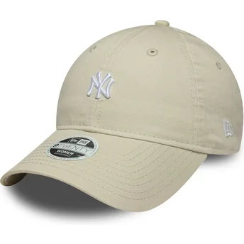 Buet beige justerbar kasket til kvinder 9TWENTY Washed Mini fra New York Yankees MLB fra New Era