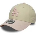 cappellino-curvo-beige-e-rosa-regolabile-per-bambino-9forty-league-essential-dei-los-angeles-dodgers-mlb-di-new-era