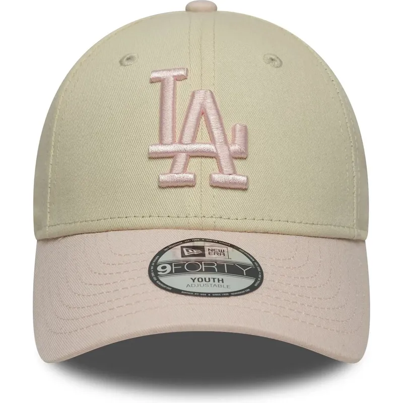buet-beige-og-lyserod-justerbar-kasket-til-dreng-9forty-league-essential-fra-los-angeles-dodgers-mlb-fra-new-era