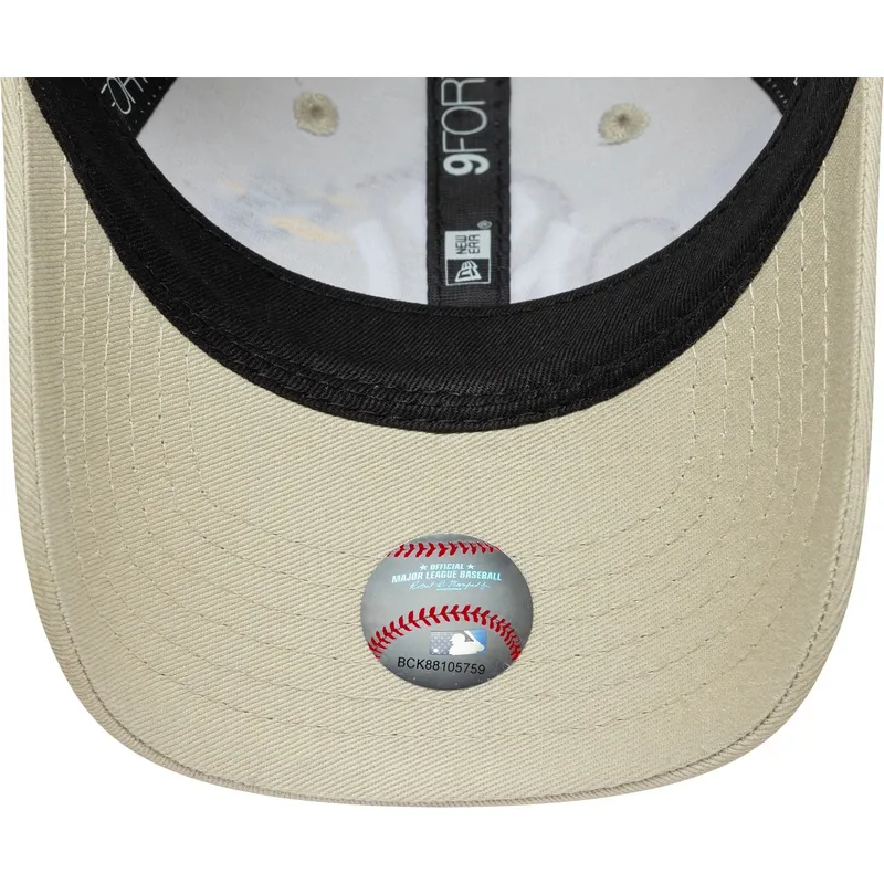 cappellino-curvo-beige-regolabile-per-bambino-piccolo-9forty-plane-icon-dei-new-york-yankees-mlb-di-new-era