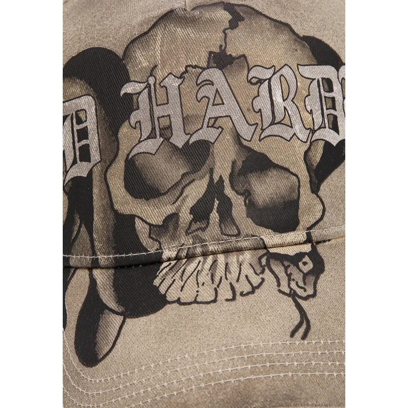casquette-trucker-beige-gothic-skull-graphic-ed-hardy