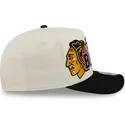 buet-beige-og-sort-snapback-kasket-9fifty-a-frame-classic-fra-chicago-blackhawks-nhl-fra-new-era