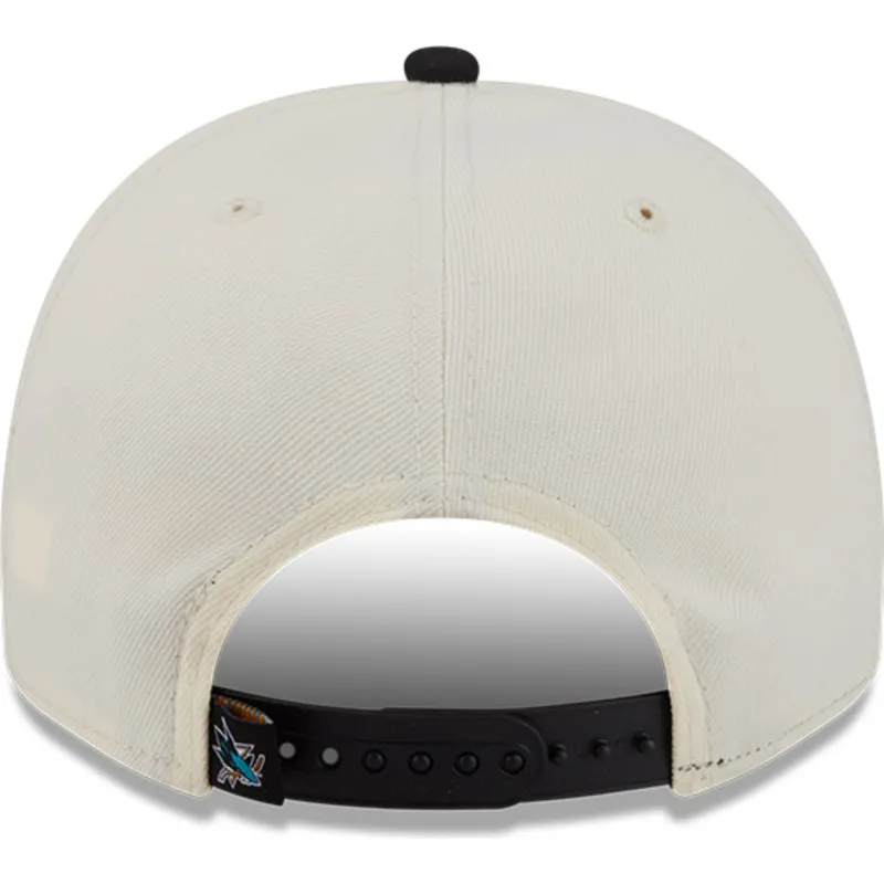 cappellino-visiera-curva-beige-e-nero-snapback-9fifty-a-frame-classic-di-san-jose-sharks-nhl-di-new-era