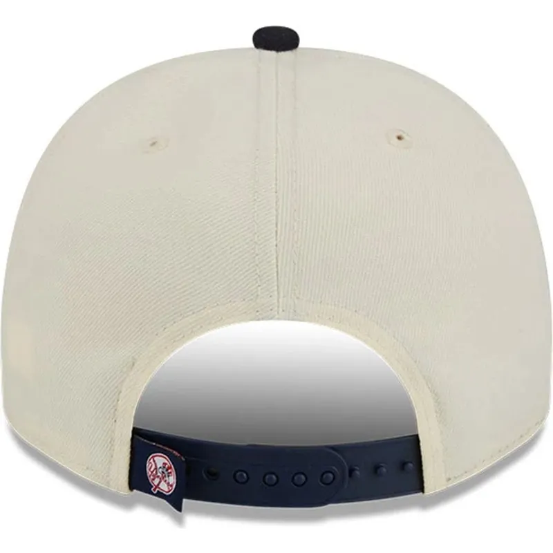 buet-beige-og-marinebla-snapback-kasket-9fifty-a-frame-classic-fra-new-york-yankees-mlb-fra-new-era