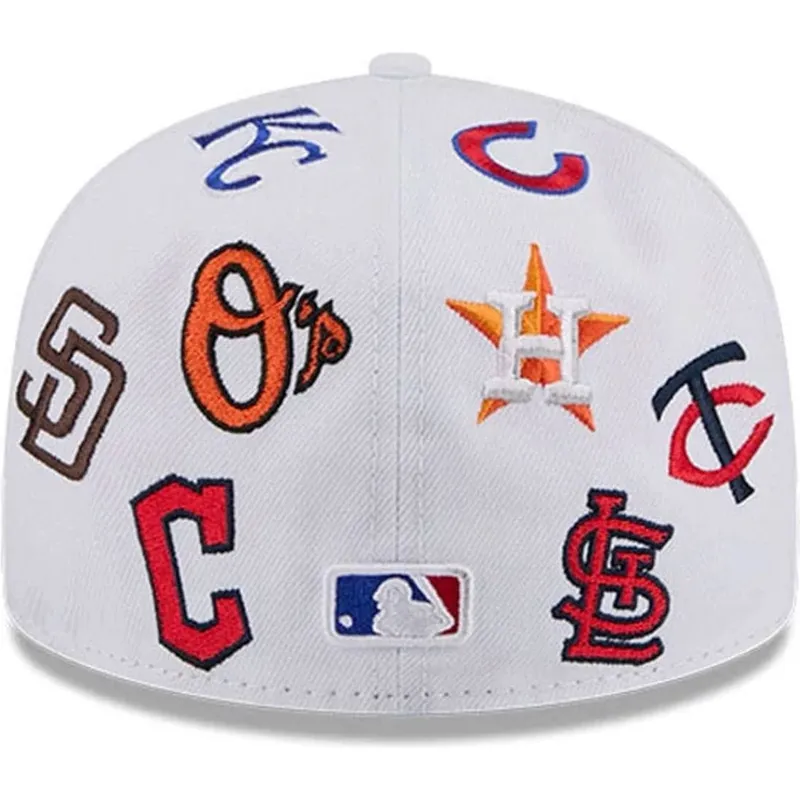 hvid-flad-fitted-59fifty-all-over-kasket-fra-mlb-fra-new-era