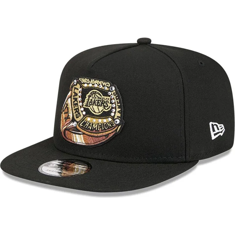 cappello-piatto-nero-snapback-9fifty-a-frame-ring-dei-los-angeles-lakers-nba-di-new-era