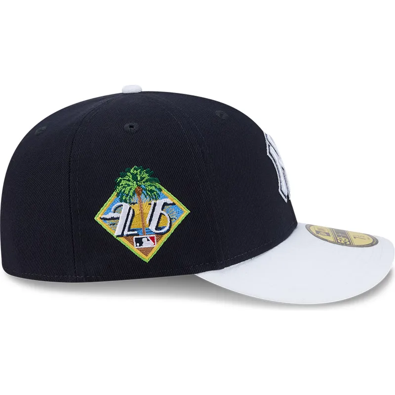 buet-kasket-marinebla-og-hvid-tilpasset-59fifty-spring-training-fra-new-york-yankees-mlb-fra-new-era