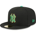 czarna-dopasowana-czapka-z-daszkiem-59fifty-saint-patrick-s-day-new-york-yankees-mlb-new-era