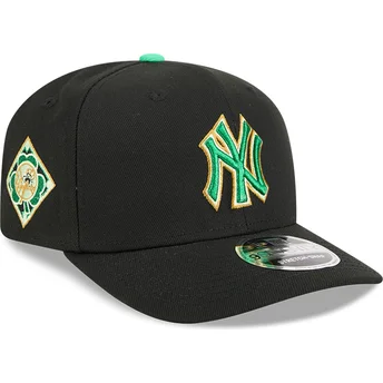 Casquette courbée noire snapback 9SEVENTY Stretch Snap Saint Patrick's Day New York Yankees MLB New Era