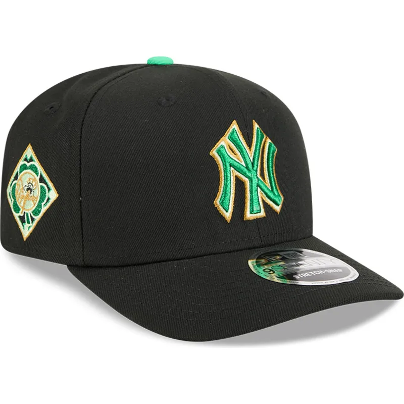 schwarze-gebogene-snapback-kappe-9seventy-stretch-snap-saint-patrick-s-day-der-new-york-yankees-mlb-von-new-era