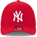 czerwona-dopasowana-czapka-z-zakrzywionym-daszkiem-39thirty-m-crown-a-frame-new-york-yankees-mlb-new-era