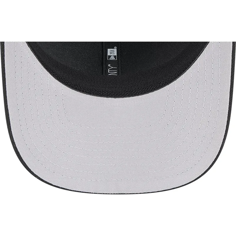 cappellino-trucker-nero-9seventy-stretch-snap-evergreen-di-san-jose-sharks-nhl-di-new-era