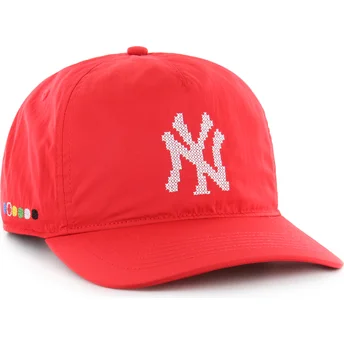 Czerwona czapka z daszkiem snapback Hitch LC Eight Bit Hero New York Yankees MLB od 47 Brand
