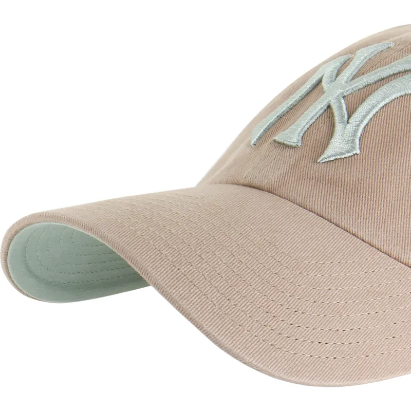 brazowa-regulowana-czapka-z-zakrzywionym-daszkiem-clean-up-ballpark-new-york-yankees-mlb-od-47-brand