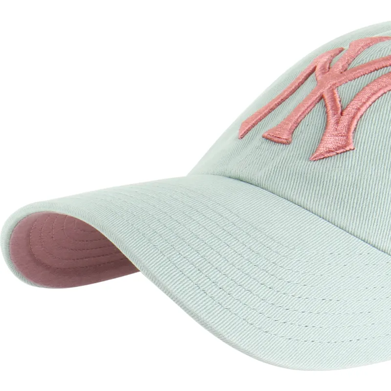 gorra-curva-verde-ajustable-con-logo-rosa-clean-up-ballpark-de-new-york-yankees-mlb-de-47-brand